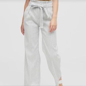 Banana Republic high waisted white and blue pin stripe wide leg pant size 14